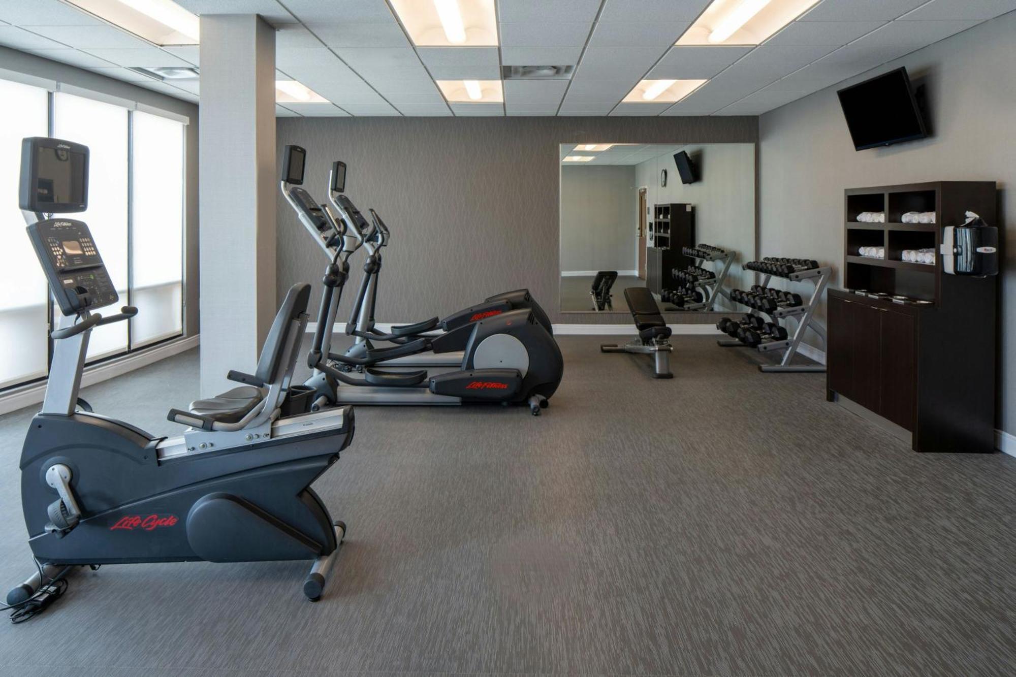 Courtyard By Marriott Jackson Airport/Pearl Hotel Eksteriør billede