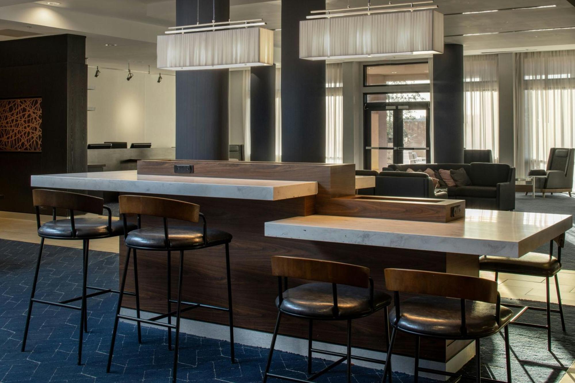 Courtyard By Marriott Jackson Airport/Pearl Hotel Eksteriør billede