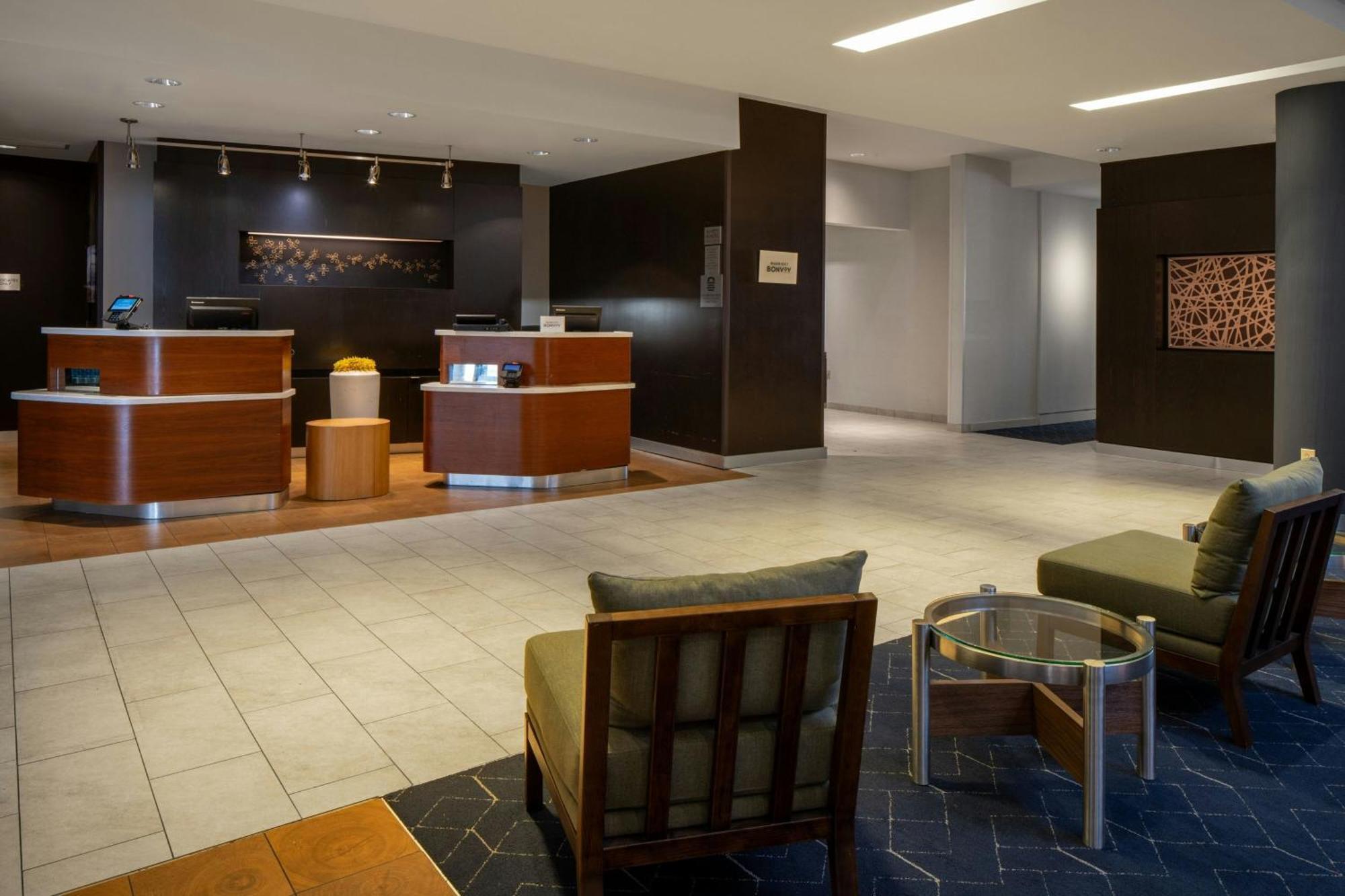 Courtyard By Marriott Jackson Airport/Pearl Hotel Eksteriør billede
